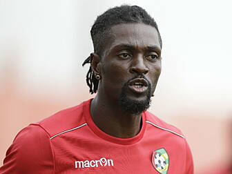 Emmanuel Adebayor wants to ret...
